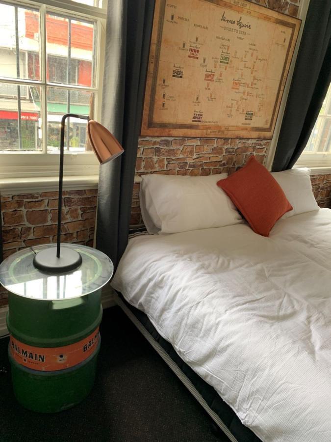 Cat And Fiddle Balmain Hotel Sydney Bagian luar foto